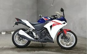 HONDA CBR250R MC41