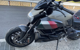 DUCATI DIAVEL TITANIUM 2015 G105J