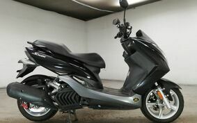 YAMAHA S-MAX SG27