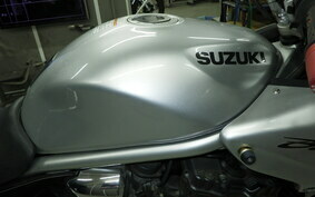 SUZUKI BANDIT 1200 S 2002 GV77A