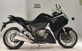 HONDA VFR1200F DCT 2015 SC63