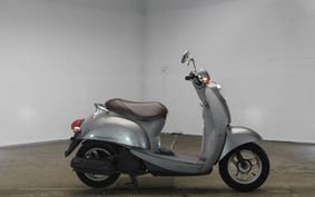 HONDA CREA SCOOPY I AF55