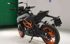 KTM 390 DUKE 2023 JPJ40