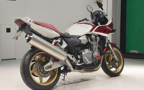 HONDA CB1300SB SUPER BOLDOR A 2006 SC54