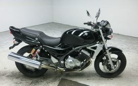 SUZUKI GSX250FX ZR250C