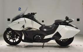 HONDA NM4 VULTUS -02 2014 RC82