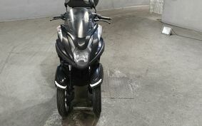 YAMAHA TRICITY 125 SE82J