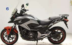 HONDA NC750X D Limited 2015 RC72