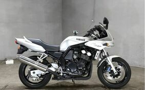 YAMAHA FZS600 FAZER 2000 RJ02