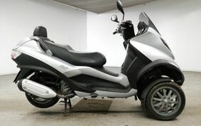 PIAGGIO MP3 250 RL M472