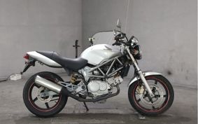 HONDA VTR 250 MC33