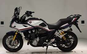 HONDA CB1300SB SUPER BOLDOR SP 2022 SC54