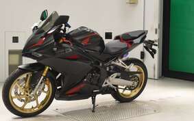 HONDA CBR250RR A MC51