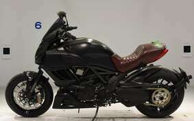 DUCATI DIAVEL DARK 2013