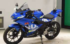 SUZUKI GSX-R125 DL33B