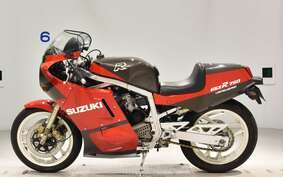 SUZUKI GSX-R750 1986 GR71G