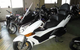 HONDA SILVER WING 600 GT ABS 2011 PF02