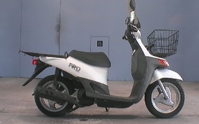 HONDA TOPIC AF38