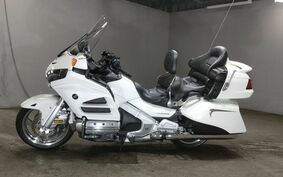 HONDA GL 1800 GOLD WING 2011 SC68