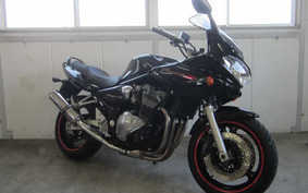 SUZUKI BANDIT 1200 S 2005 GV77A