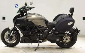 DUCATI DIAVEL STRADA 2013 G102J