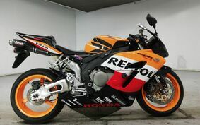 HONDA CBR1000RR 2005 SC57