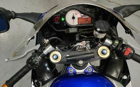 SUZUKI GSX-R1000 2001 GT74A