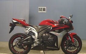 HONDA CBR600RR GEN 3 2007 PC40