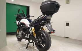 HONDA CB1300SB SUPER BOLDOR SP 2022 SC54