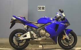 HONDA CBR600RR 2004 PC37