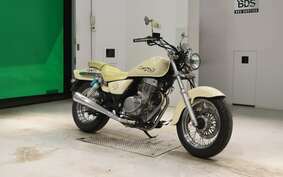 SUZUKI GZ250 Marauder NJ48A