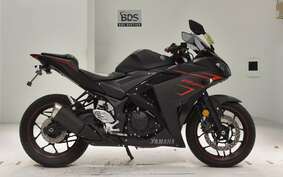 YAMAHA YZF-R25 RG10J