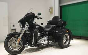 HARLEY FLHTCUTG TRIKE 2014