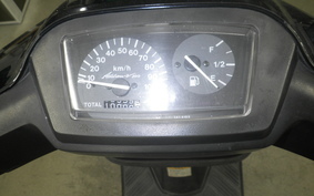 SUZUKI ADDRESS V100 CE11A