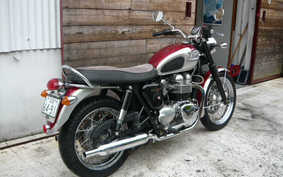 TRIUMPH BONNEVILLE 800 2001 J900TM