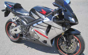 HONDA CBR600RR 2007 PC37