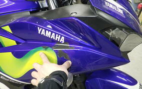 YAMAHA YZF-R25