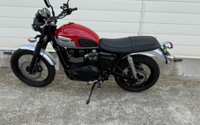 TRIUMPH  TRIUMPH  BONNEVILLE 900 2015 TJ9157