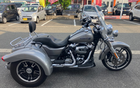 HARLEY  HARLEY FLRT 2017 MCC