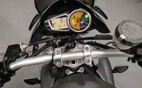 TRIUMPH TRIUMPH STREET TRIPLE R TMD416