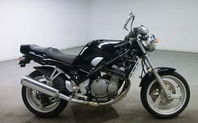 SUZUKI BANDIT 250 GJ74A