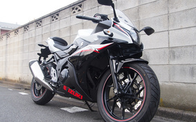 SUZUKI GSX250R DN11A