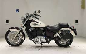 HONDA SHADOW 1100 CLASSIC 1995 SC32