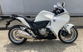 HONDA VFR1200F 2013 SC63