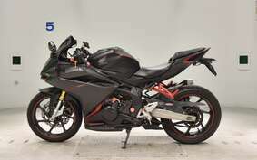 HONDA CBR250RR A MC51