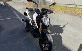 KTM 390 DUKE 2023 JPJ40