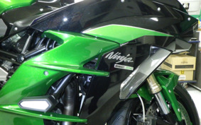 KAWASAKI NINJA H2 SX SE 2018 ZXT02A