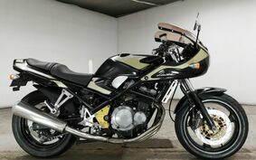 SUZUKI BANDIT 250 Limited GJ74A