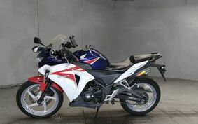 HONDA CBR250R MC41