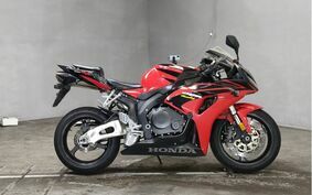 HONDA CBR1000RR 2011 SC57